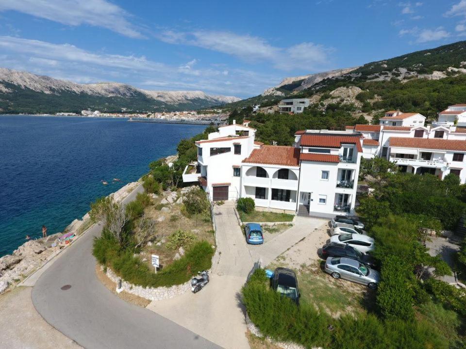 Dolores D&D, Baska Exterior photo